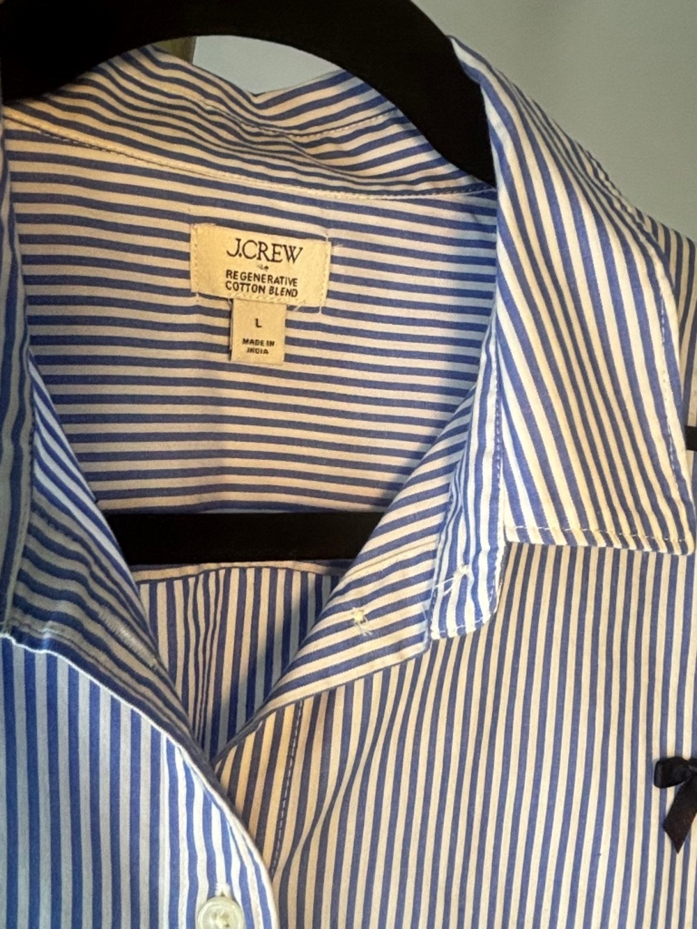 J.Crew Blue White Striped Bow Detail Button Down Shirt | Classic Preppy Chic - Picture 3 of 10